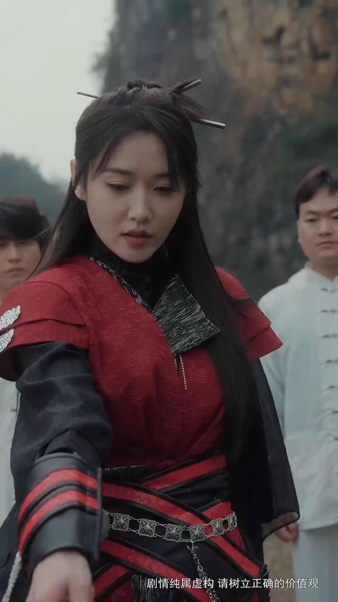 师姐风华绝代少爷隐龙归来海报